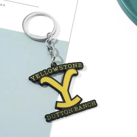 Dutton Ranch John Dutton Yellowstone Keychain - Picture 1 of 3